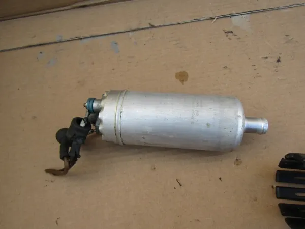 Bomba de combustible OEM 0580464125 para Mercedes W124/W201 image 5