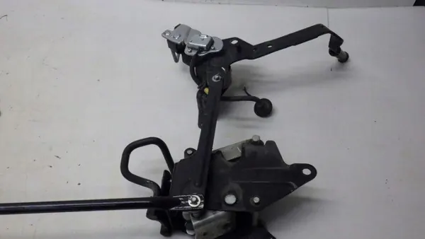 Mécanisme de verrou cabine OEM 5 pour Mitsubishi Canter Fuso image 3