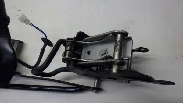 Mécanisme de verrou cabine OEM 5 pour Mitsubishi Canter Fuso image 4