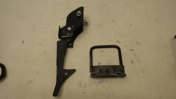 Mécanisme de verrou cabine OEM 5 pour Mitsubishi Canter Fuso image 8