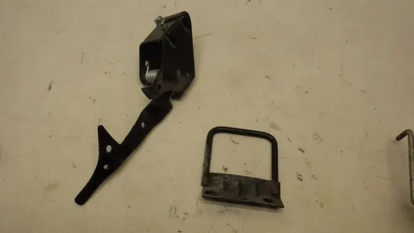 Mécanisme de verrou cabine OEM 5 pour Mitsubishi Canter Fuso image 9