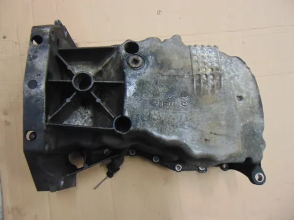 Oljepanna 8200270722 Renault 1.5 DCI image 2