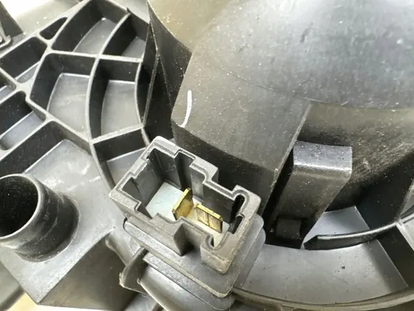 Ventoinha Nissan Primera 2003 27200AV704 image 2