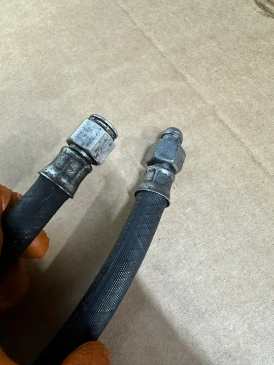 Mercedes Getriebeölleitungen OEM A2302703696 Gebraucht image 8