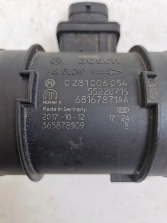 Ilmanvirtausmittari OEM 0281006054 Jeep Renegadelle 2.0L image 7