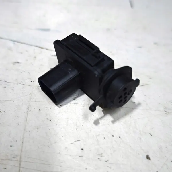Skoda Superb III luchtkwaliteitssensor OEM 5Q0907643F image 2