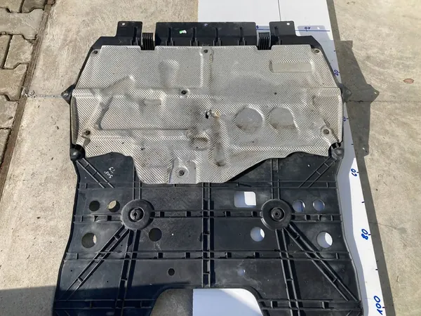 Peugeot 308 T9 motorhuvud begagnad image 5