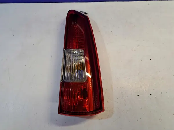 Lámpara de maletero derecha Volvo V70 II (SW) 9483689 image 2