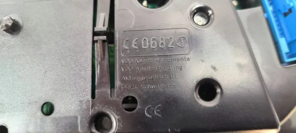 Cuentakilómetros OEM 3B0920809C Volkswagen Passat B5 image 6