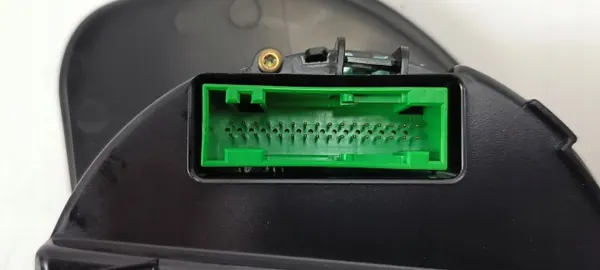 Cuentakilómetros OEM 3B0920809C Volkswagen Passat B5 image 8