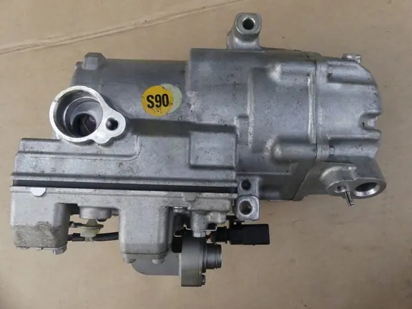 Compressore aria condizionata VW Touareg 7P0820803K image 4