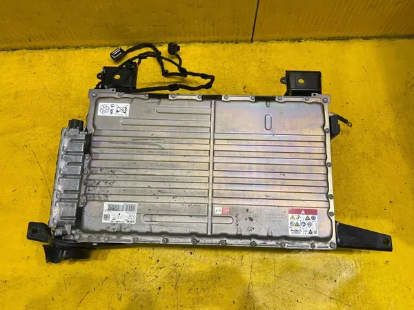 Audi Q8 Hybride accu OEM 4M6915099E - Gebruikt image 2