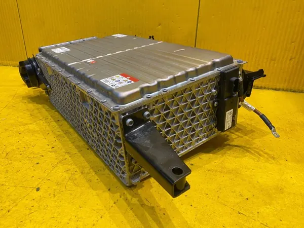 Audi Q8 Hybride accu OEM 4M6915099E - Gebruikt image 6
