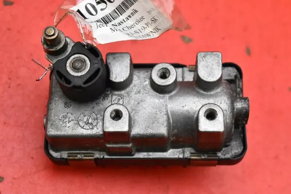 Actuador Turbo OEM 6NW009543 para Jeep Grand Cherokee image 4