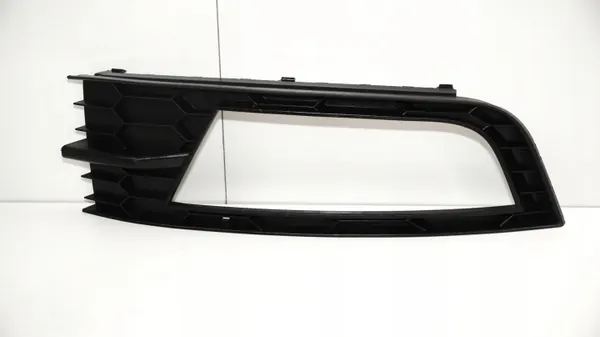 Oikea puskurin ritilä OEM 360152656 Skoda Octavia III image 3
