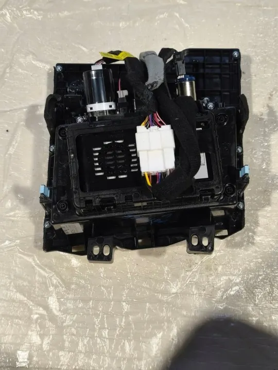 KIA SPORTAGE V Aschenbecher OEM 84630-R2200 - Fach image 5
