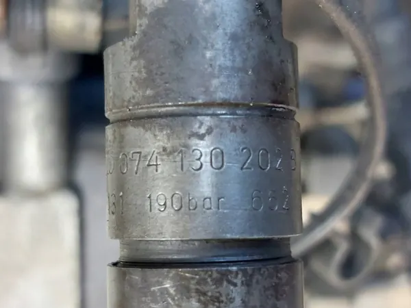 Kraftstoffpumpe + Einspritzdüsen Volvo 850 2.5 TDI image 7