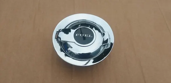 Dodge Kraftstoffklappe OEM 52090496AA - Chrom image 2