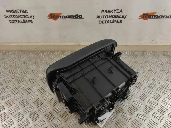 Käsinoja OEM 58823-42040 Toyota RAV4 IV Hybridille image 4