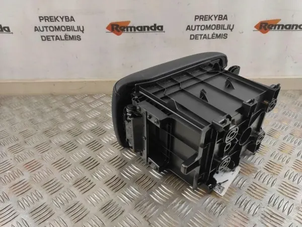 Käsinoja OEM 58823-42040 Toyota RAV4 IV Hybridille image 5