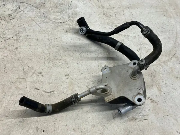 Ligne de refroidisseur d'huile OYT25245 RAV4 V 2.5 Hybride image 3