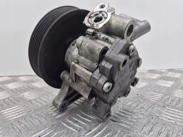 SERVOSTYRNINGSPUMP MERCEDES C KLAS 204 A0064663601 image 3