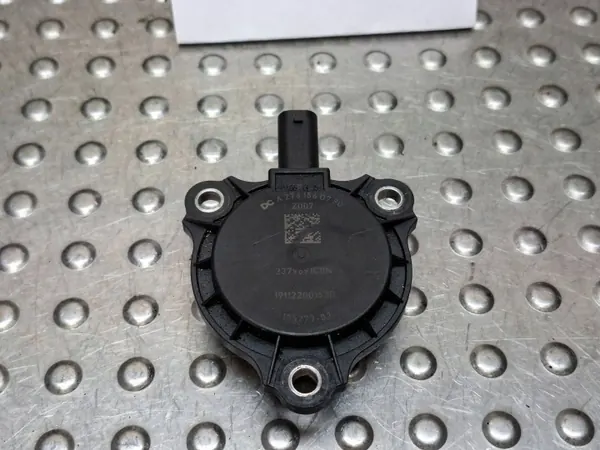 Sensor de árvore de cames OEM S25165615 Nissan Juke image 3