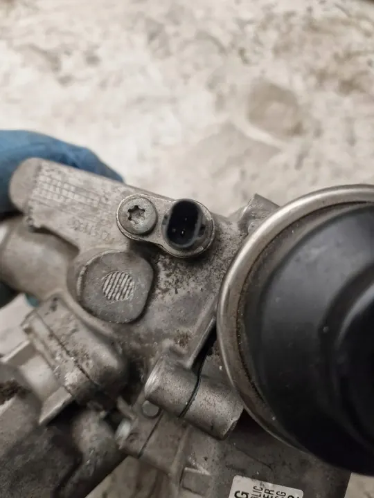 AUDI A4 B8 3.0 TDI EGR-Jäähdytin 059131515CG image 5