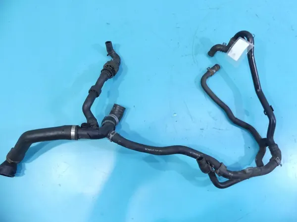 Jäähdytysnesteletku Skoda Superb II 2.0 TDI image 8