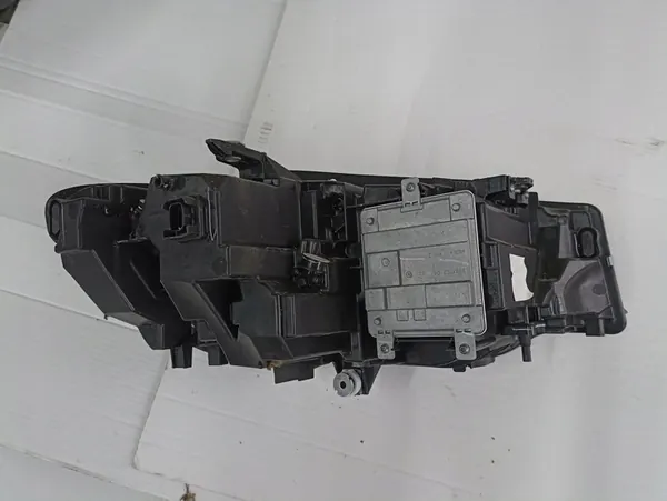 Faróis LED completos esquerdo direito BMW G20 G21 OEM 8496149 8496150 image 4