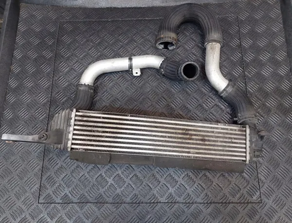 Tuyaux d'intercooler OEM 23710-34101 pour SsangYong Korando image 2