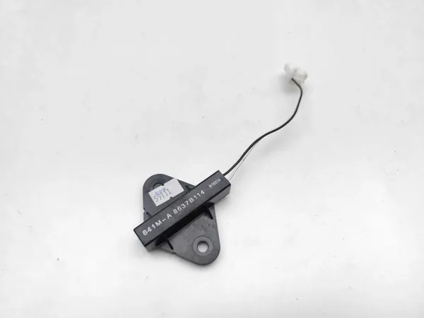 Antena interna Mitsubishi Outlander OEM 8637B114 image 2