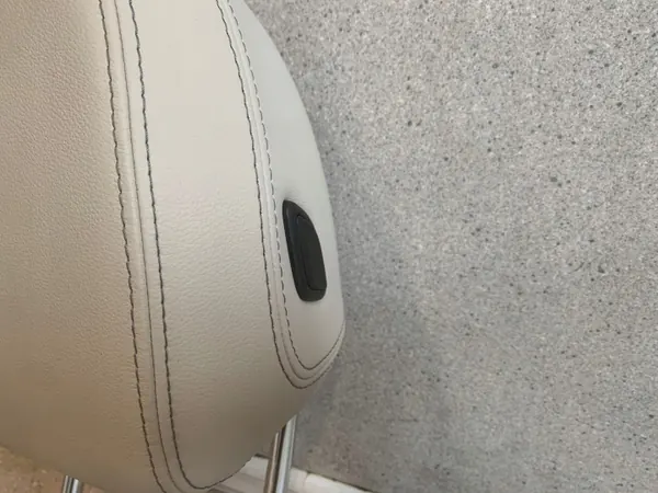 Appui-tête avant côté gauche OEM LPV13248 BMW 3 image 9