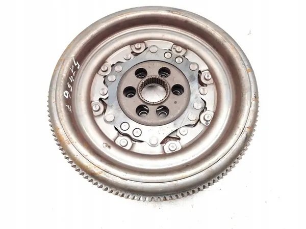 Skoda Superb Kaksiosainen Flywheel 2.0 TDI 2014 03L105266AL image 2