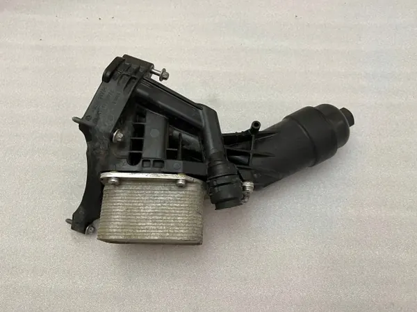 Ölfilterhalterung BMW OEM 8585624 - Gebraucht image 2