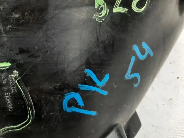 Right Front Wheel Arch Skoda Yeti I 5L0809962 5L0809958 image 4