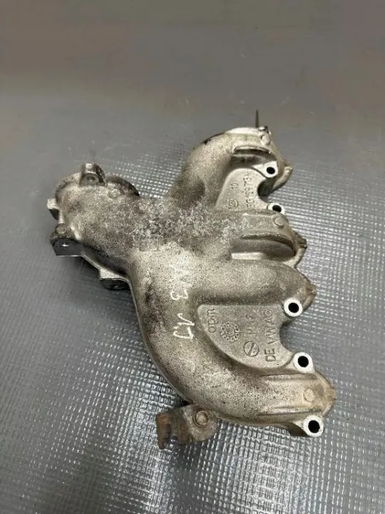 Begagnad Audi OE insugsgrenrör OEM 03G129713K image 2