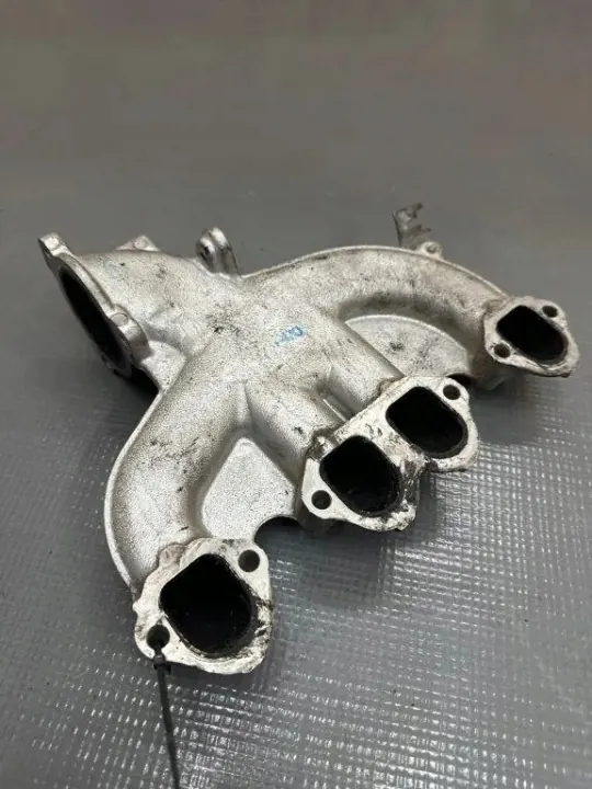 Begagnad Audi OE insugsgrenrör OEM 03G129713K image 3