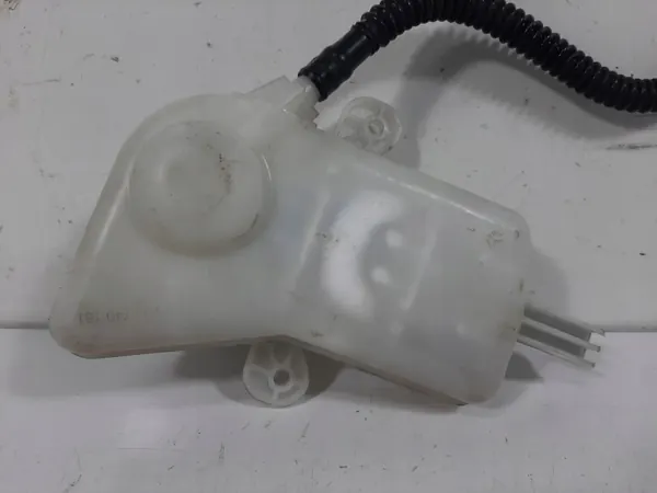 Depósito de líquido de frenos Ford Transit Custom OEM BK21-2K478-AB image 5