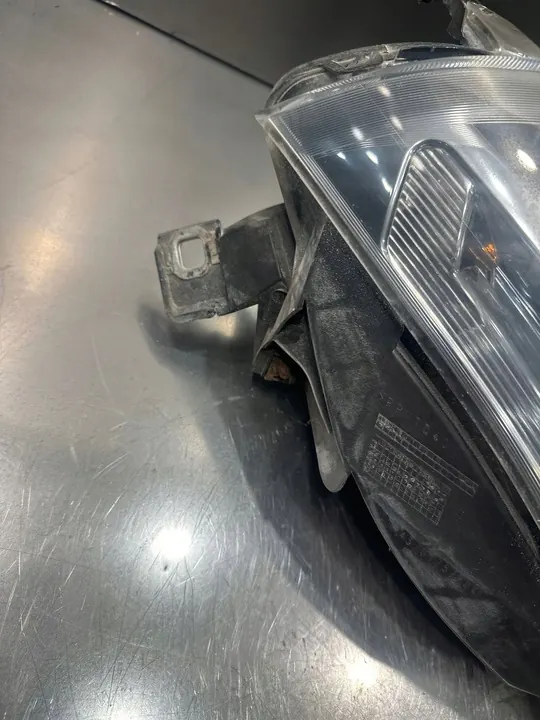 Farol dianteiro direito Fiat Bravo 2010 image 5