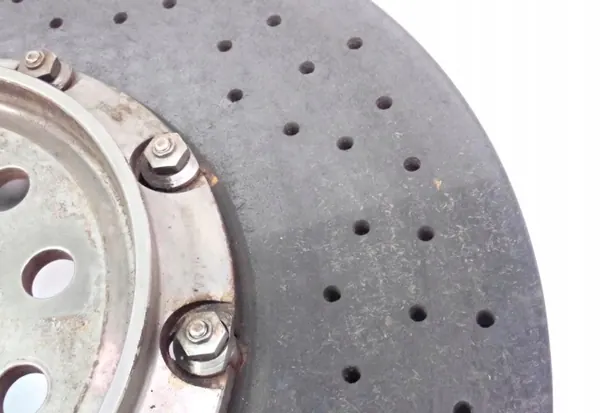Gebrauchte Keramik-Bremsscheibe OEM 4E0615301AA für Audi image 5