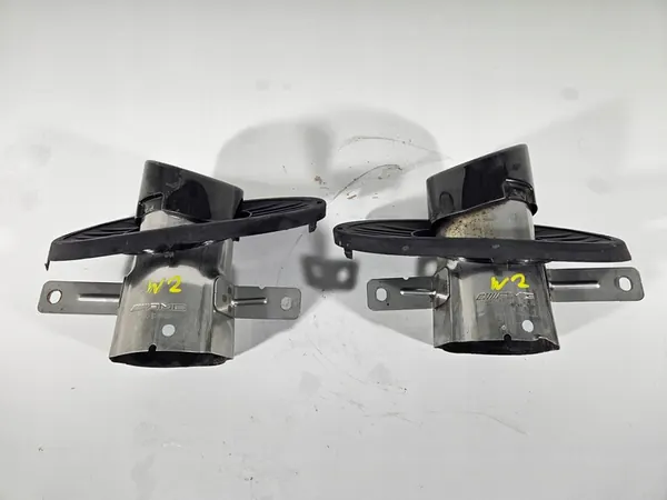 Conjunto de Ponteiras de Escape Mercedes A-Class W177 AMG 35 + Grelhas image 4