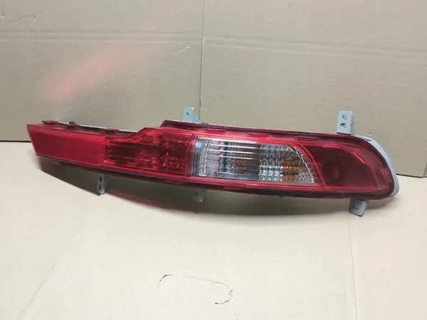 OEM 92405-3U3 Kia Sportage Luz Trasera Izquierda Parachoques image 4
