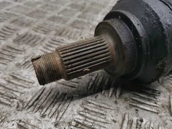 BMW 7 E65 E66 2006 Vänster Bakre Halvaxel image 2