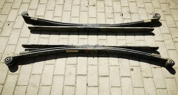 Bladfjäder VW Crafter 3p OEM 2N0511152R image 2