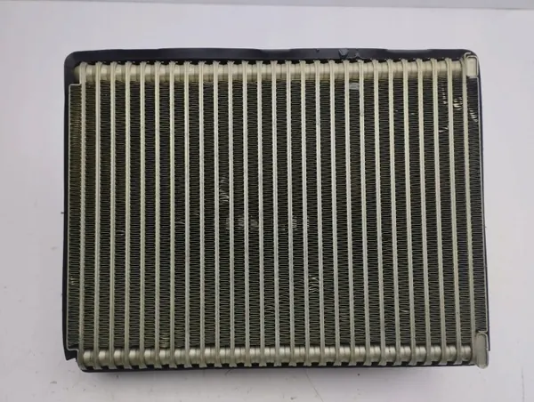 Radiateur chauffage climatisation Volvo XC90 2005 OEM 28536B image 8