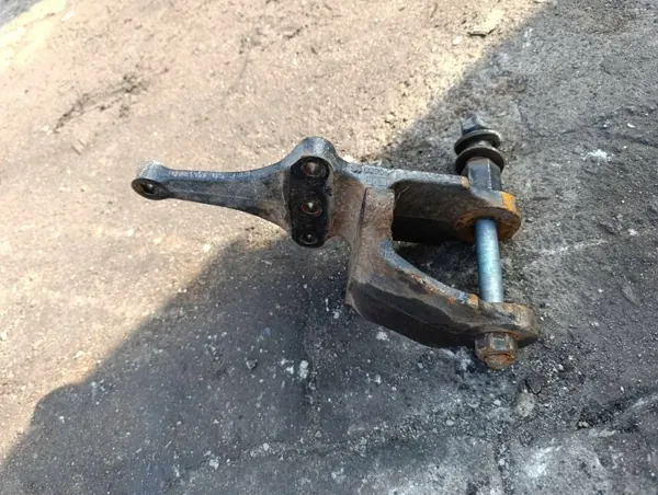 Suporte de Mola de Lâmina OEM 22 para MAN TGL - Usado image 2