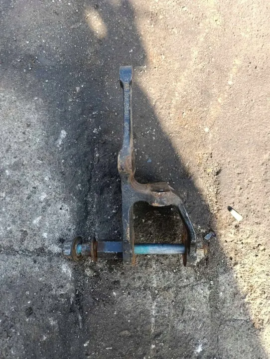 Suporte de Mola de Lâmina OEM 22 para MAN TGL - Usado image 3