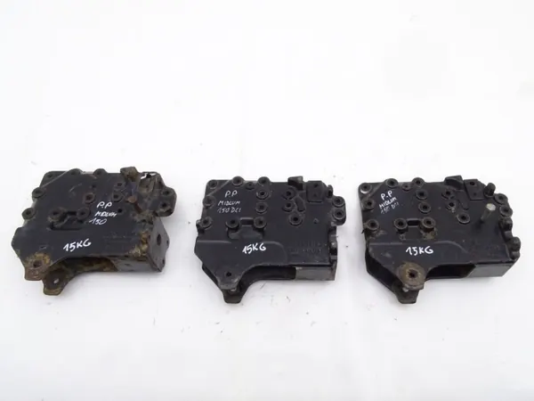 OEM 5600201609 Renault Midlum Fjäderfäste Höger Fram image 4