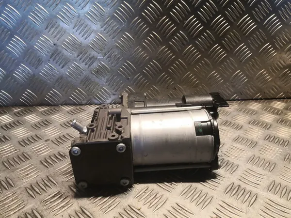 Jaguar XJ X351 Rear Air Suspension Compressor OEM image 4